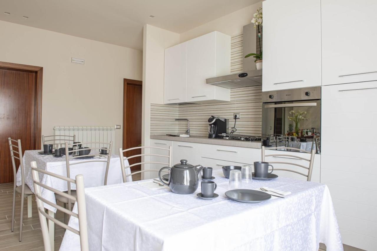 B&B Alba Sul Mare Guest House Massignano Exterior photo